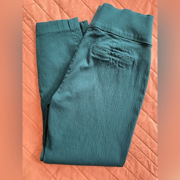 Maurice’s Crop pants - Picture 1 of 1